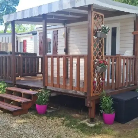 Hibiscus - Du Bois Masson Holiday home *